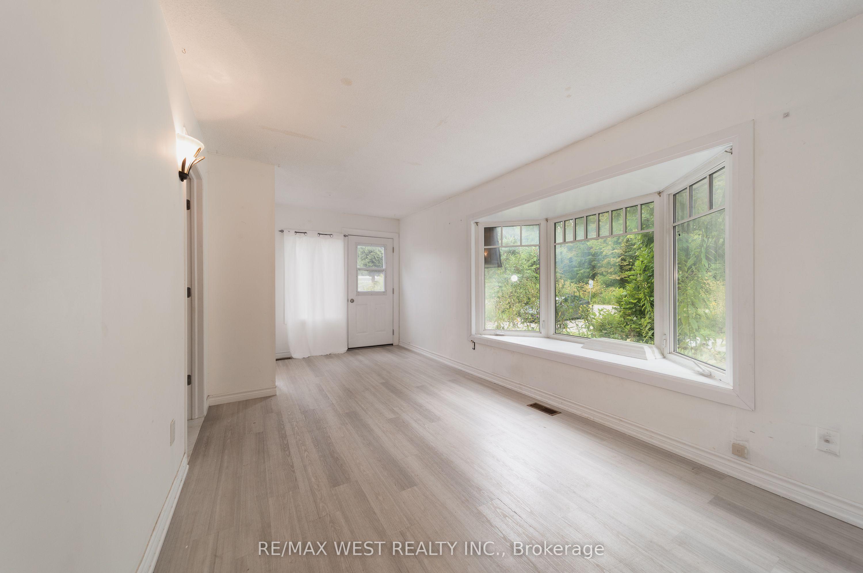 2801 25 Side Road, Innisfil, ON L9S 3T2