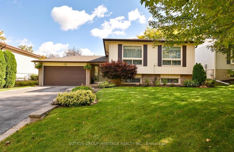 134 Booth Drive, Whitchurch-Stouffville, ON L4A 4R8