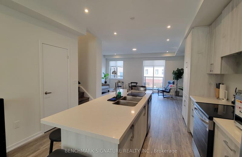 14 Big Willow Crescent, Richmond Hill, ON L4E 1P5