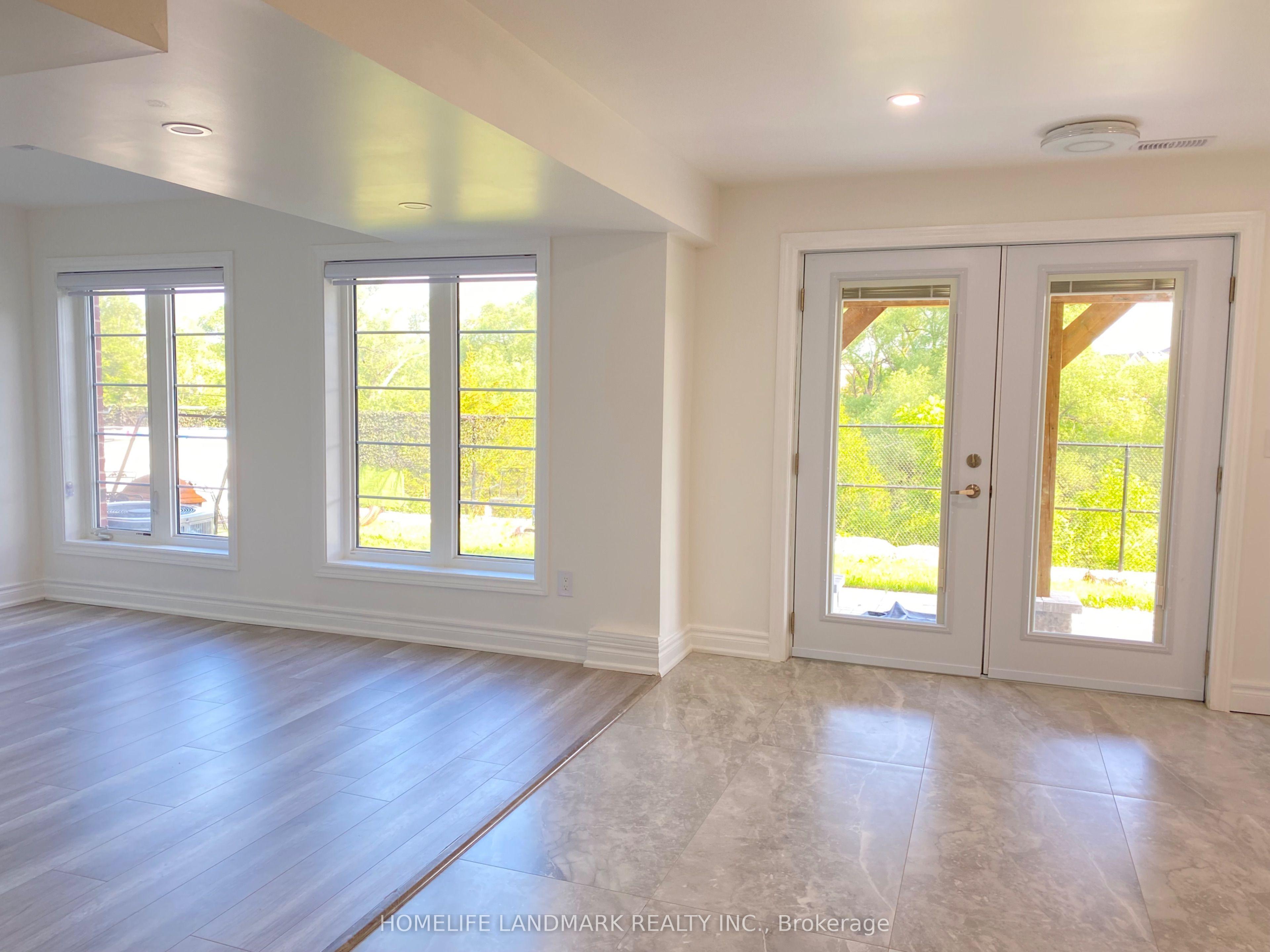 58 Briarfield Avenue, East Gwillimbury, ON L9N 0P4