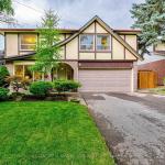 12 Summerfeldt Crescent, Markham, ON L3R 2B2