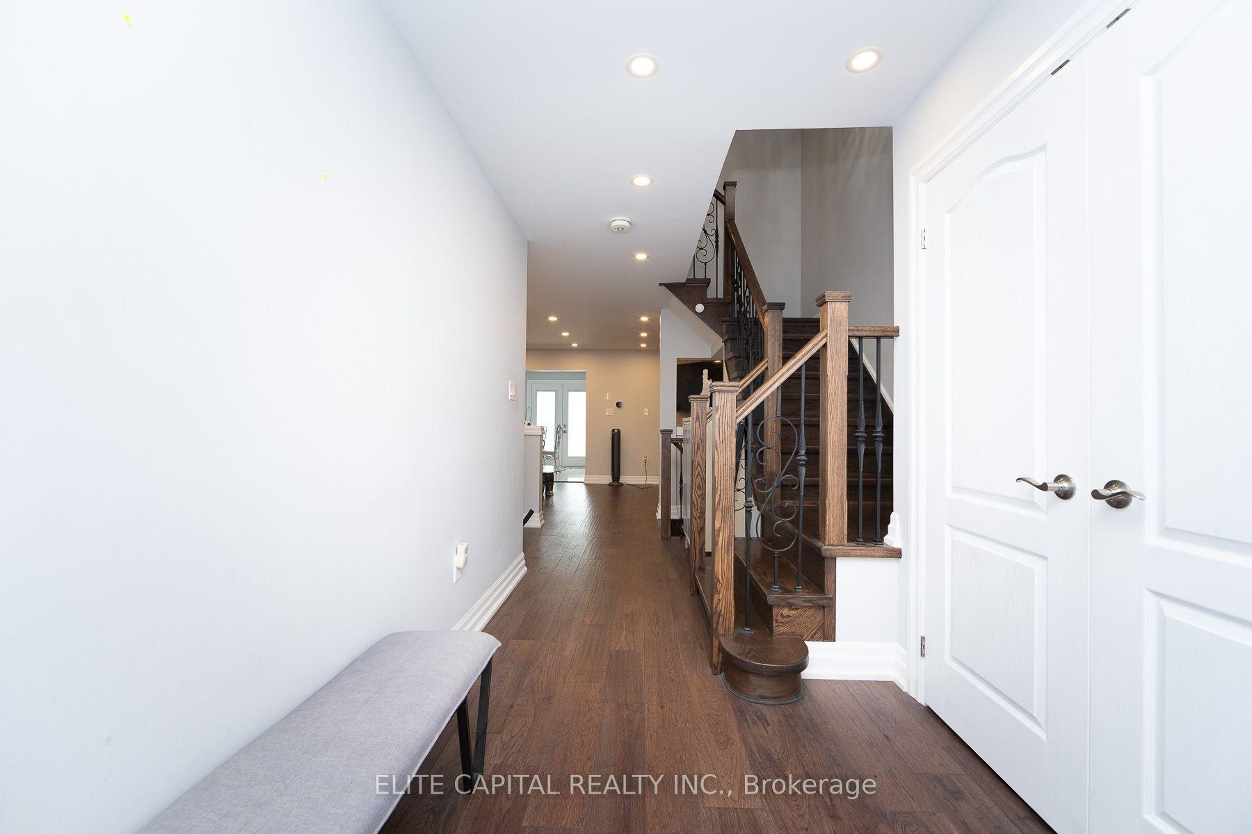 405 King Street E, East Gwillimbury, ON L0G 1M0