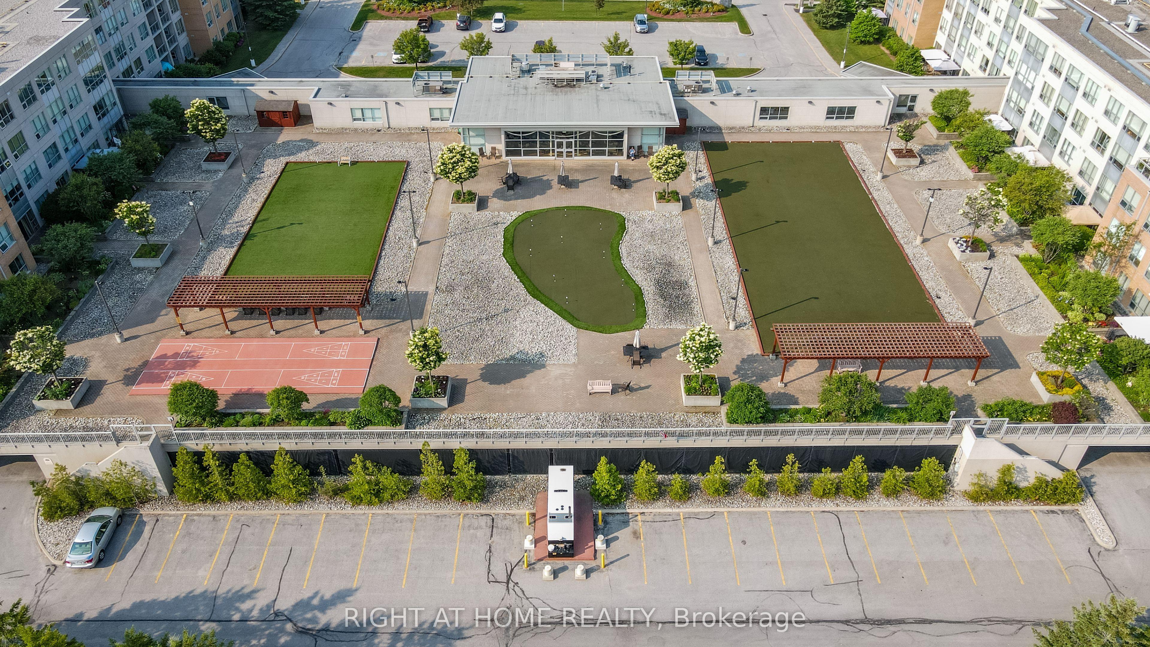 90 Dean Avenue 101, Barrie, ON L4N 0M3