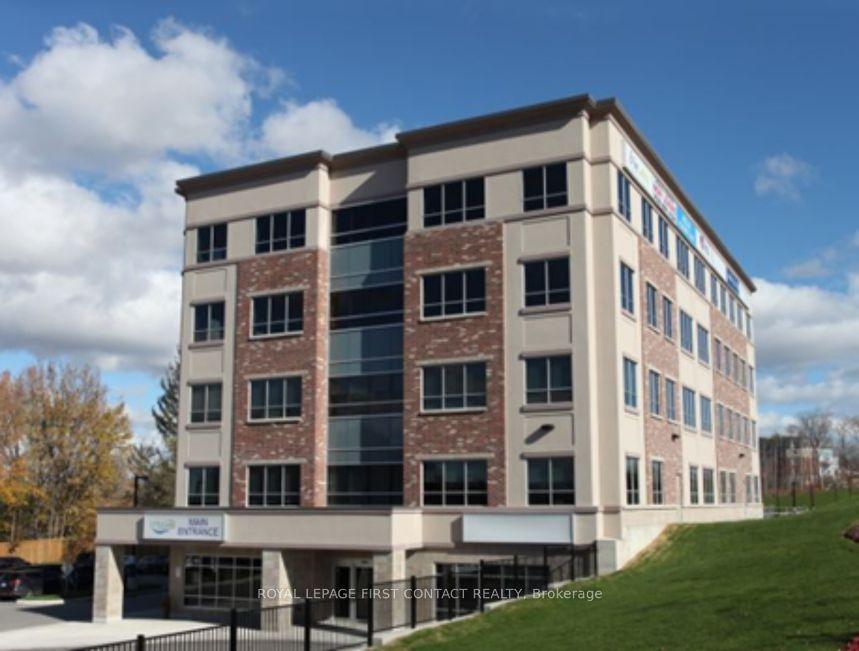 11 Lakeside Terrace 401A, Barrie, ON L4M 0H9