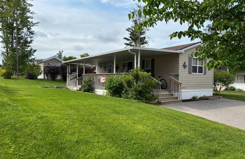 17 CHIPPEWA Trail, Wasaga Beach, ON L9Z 1X7