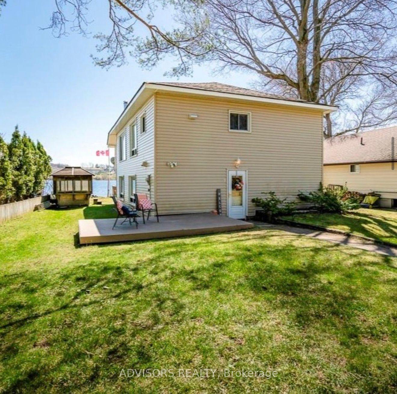 9 Bow Road, Tiny, ON L9M 0B3