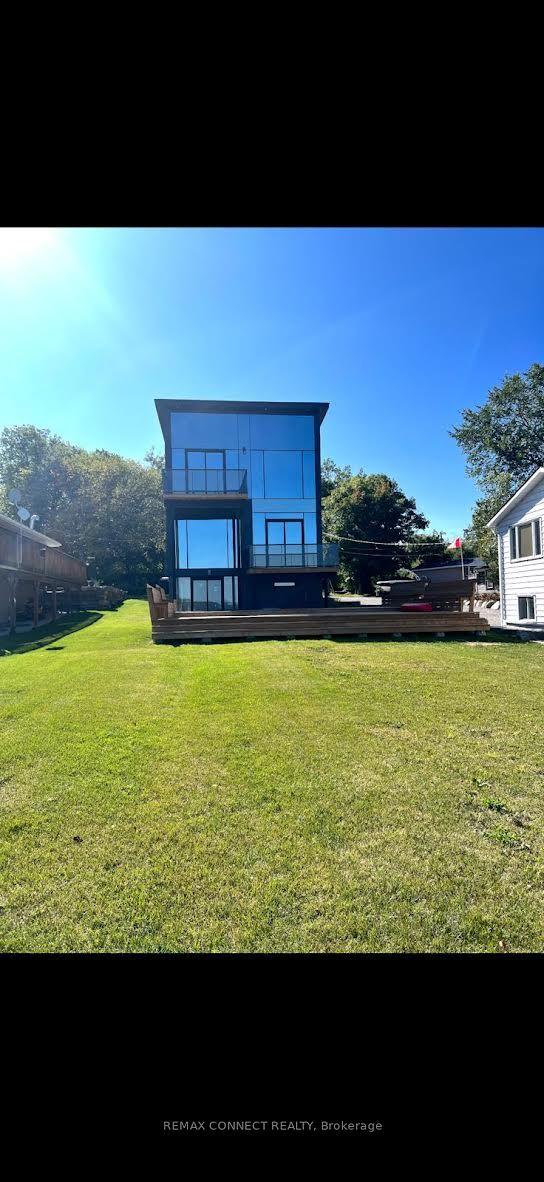 25 Sallows Drive, Tay, ON L0K 2A0