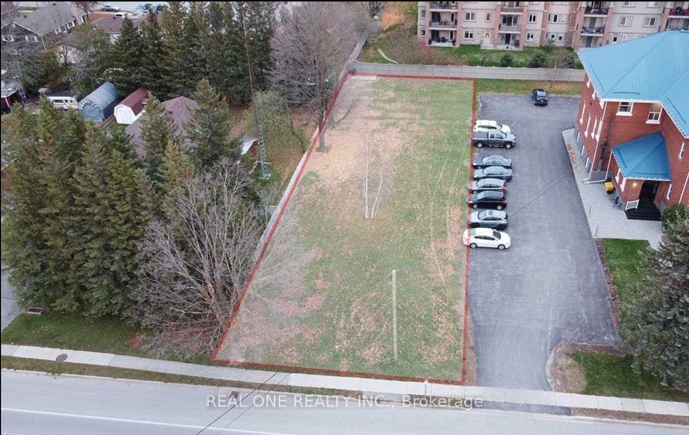 25 Yonge Street N, Springwater, ON L0L 1P0