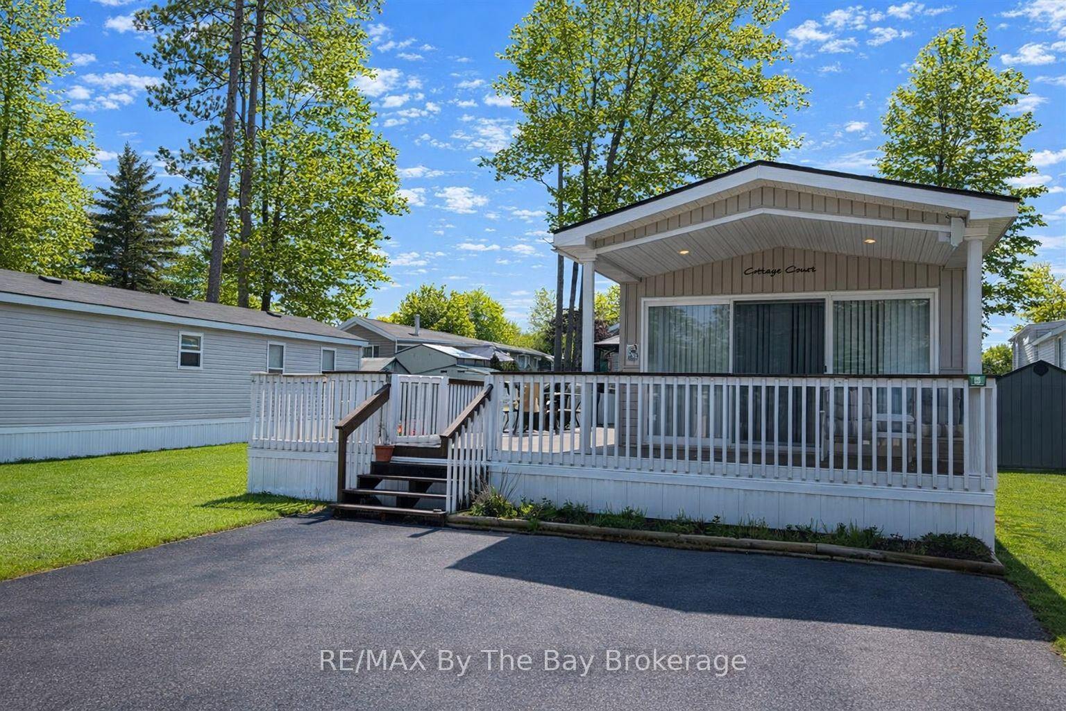 5 CHIPPEWA Trail, Wasaga Beach, ON L9Z 1X7