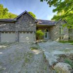 42 Forest Circle, Tiny, ON L9M 0H4