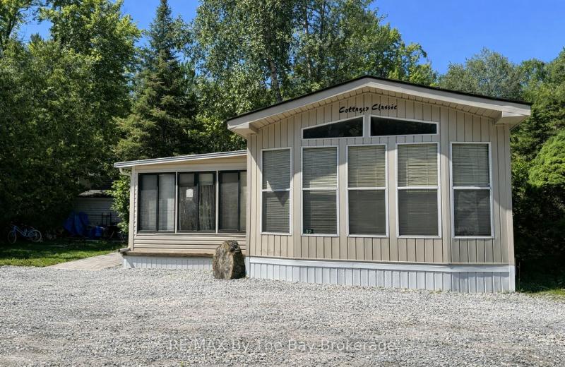 85 THEME PARK Drive 92, Wasaga Beach, ON L9Z 1X7