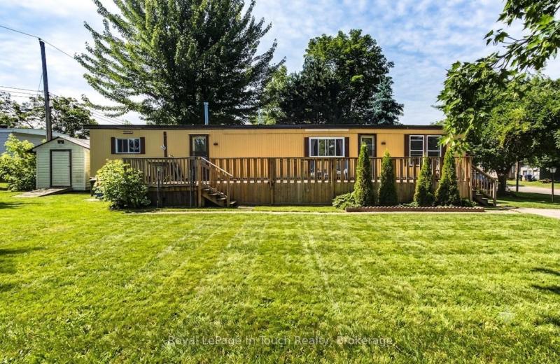 21 Vics Road, Midland, ON L4R 4K3