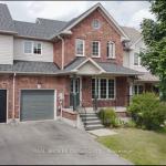 176 Thrushwood Drive, Barrie, ON L4N 0Z1