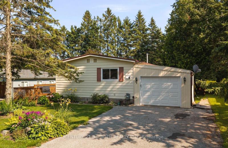 20 Cameron Drive, Oro-Medonte, ON L0L 1T0