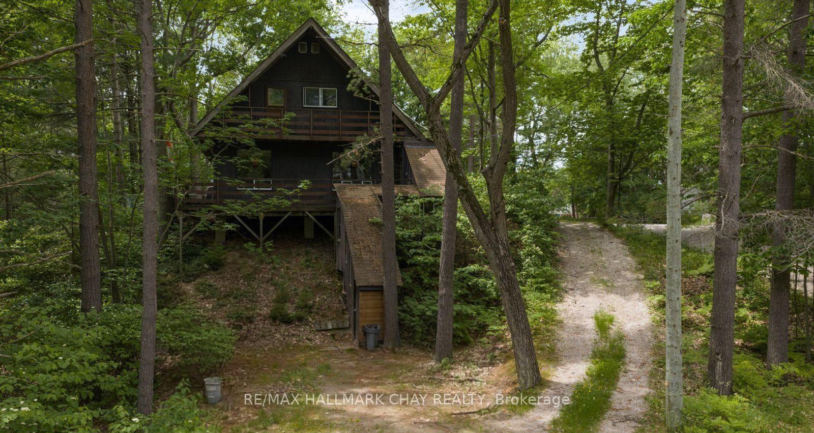 132 Park Road, Tiny, ON L0L 1P0