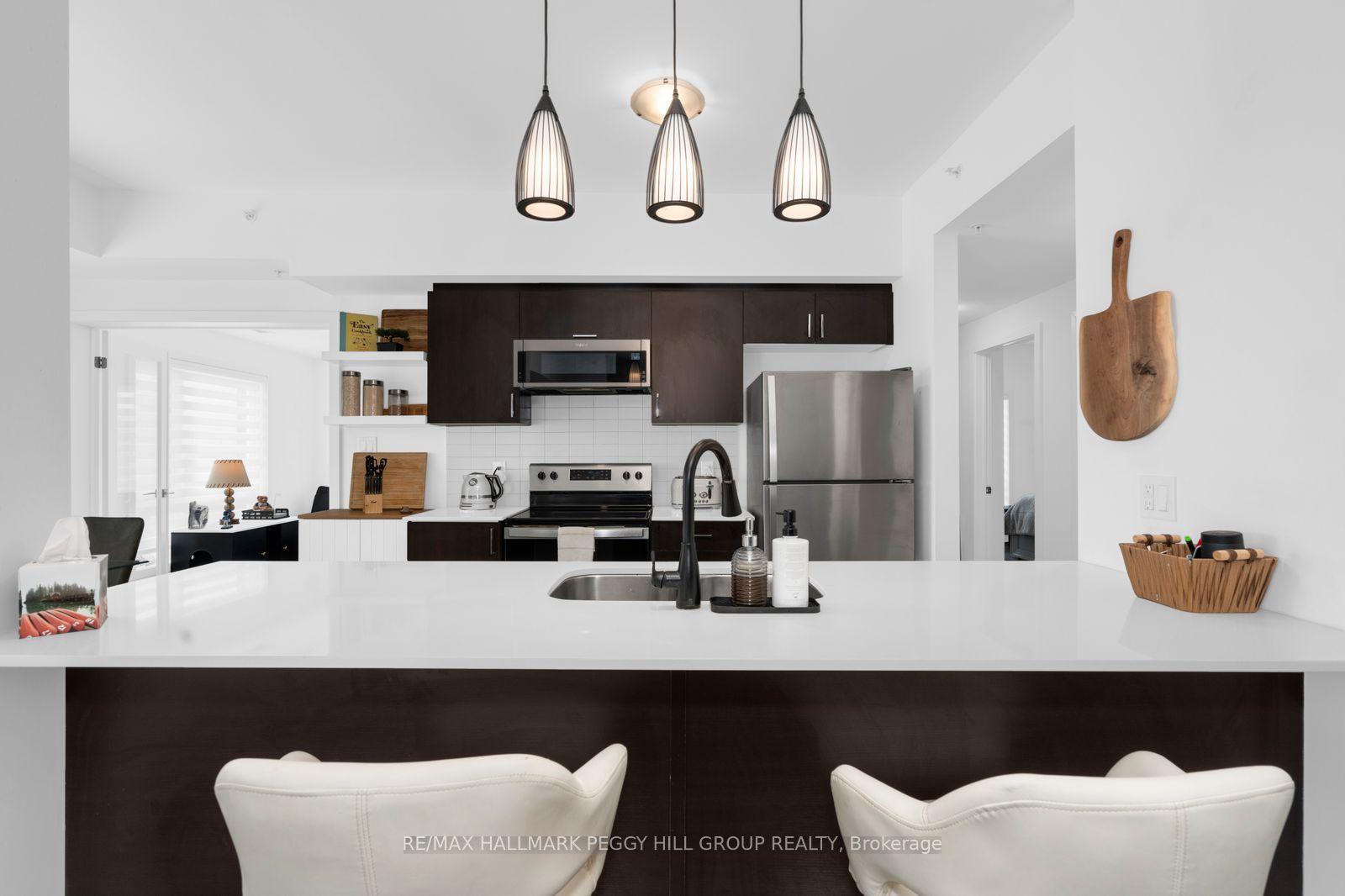 10 Culinary Lane 602, Barrie, ON L9J 0K2