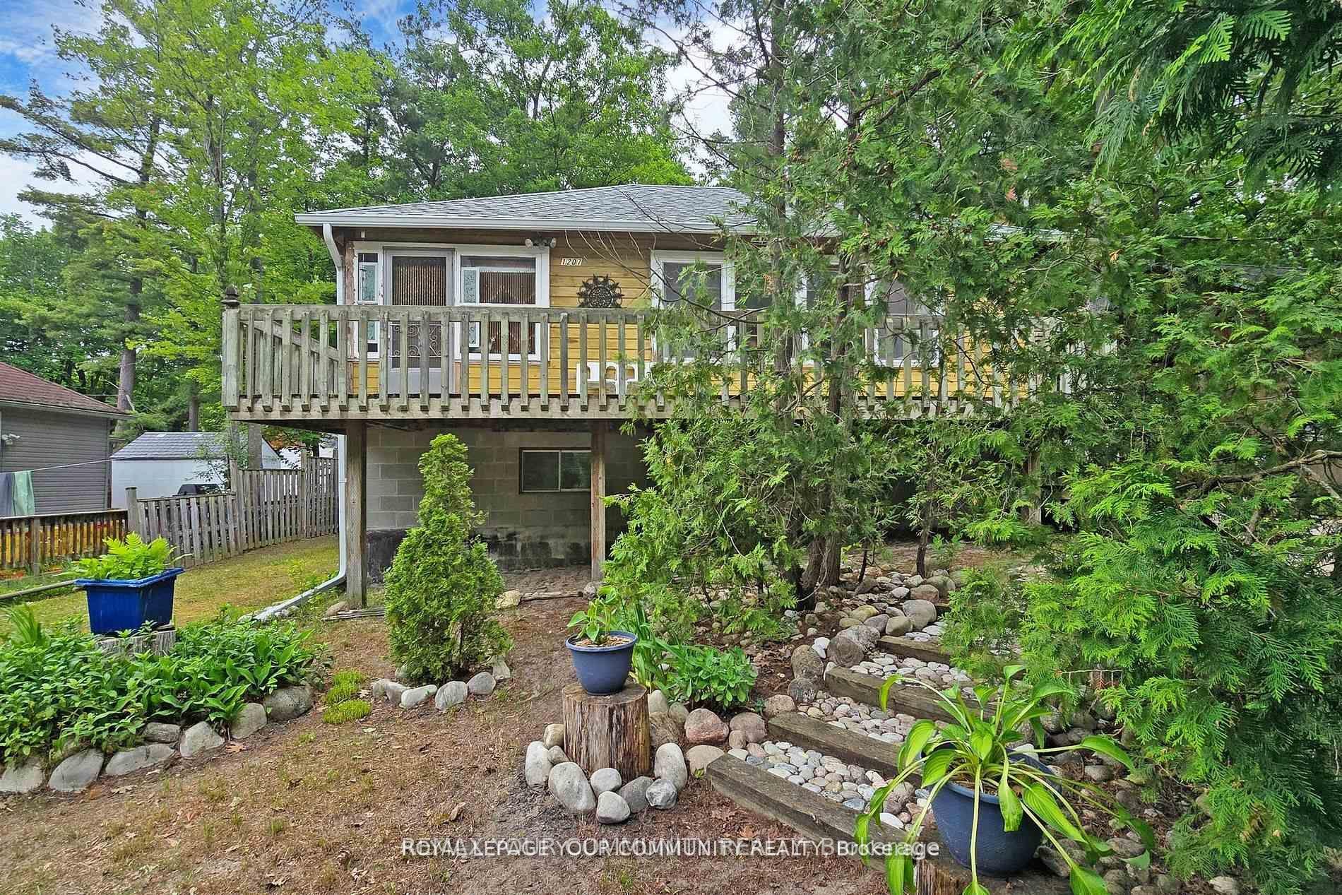 1207 Tiny Beaches Road S, Tiny, ON L0L 2T0