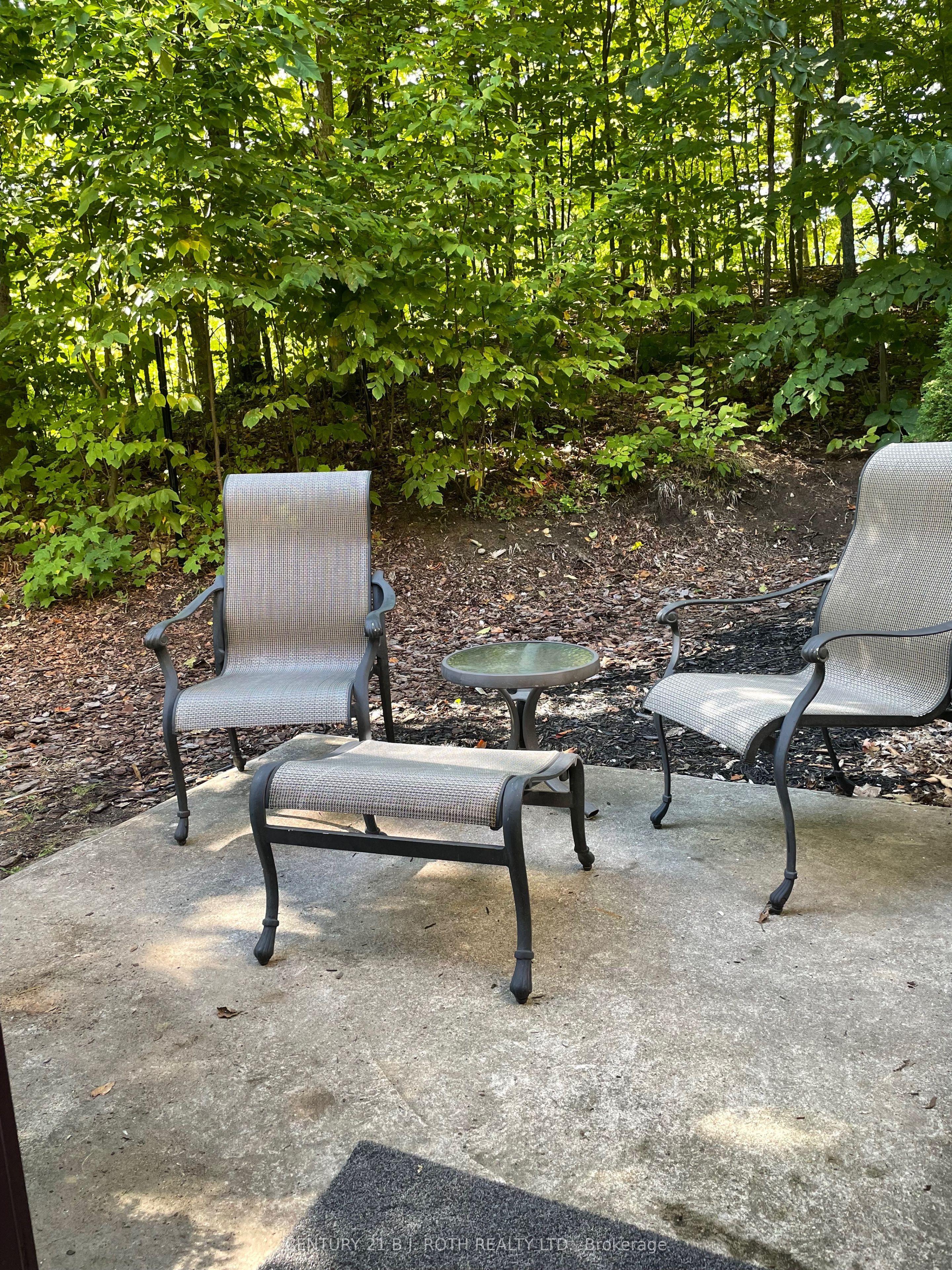 52 Pine Ridge Trail, Oro-Medonte, ON L4M 4Y8