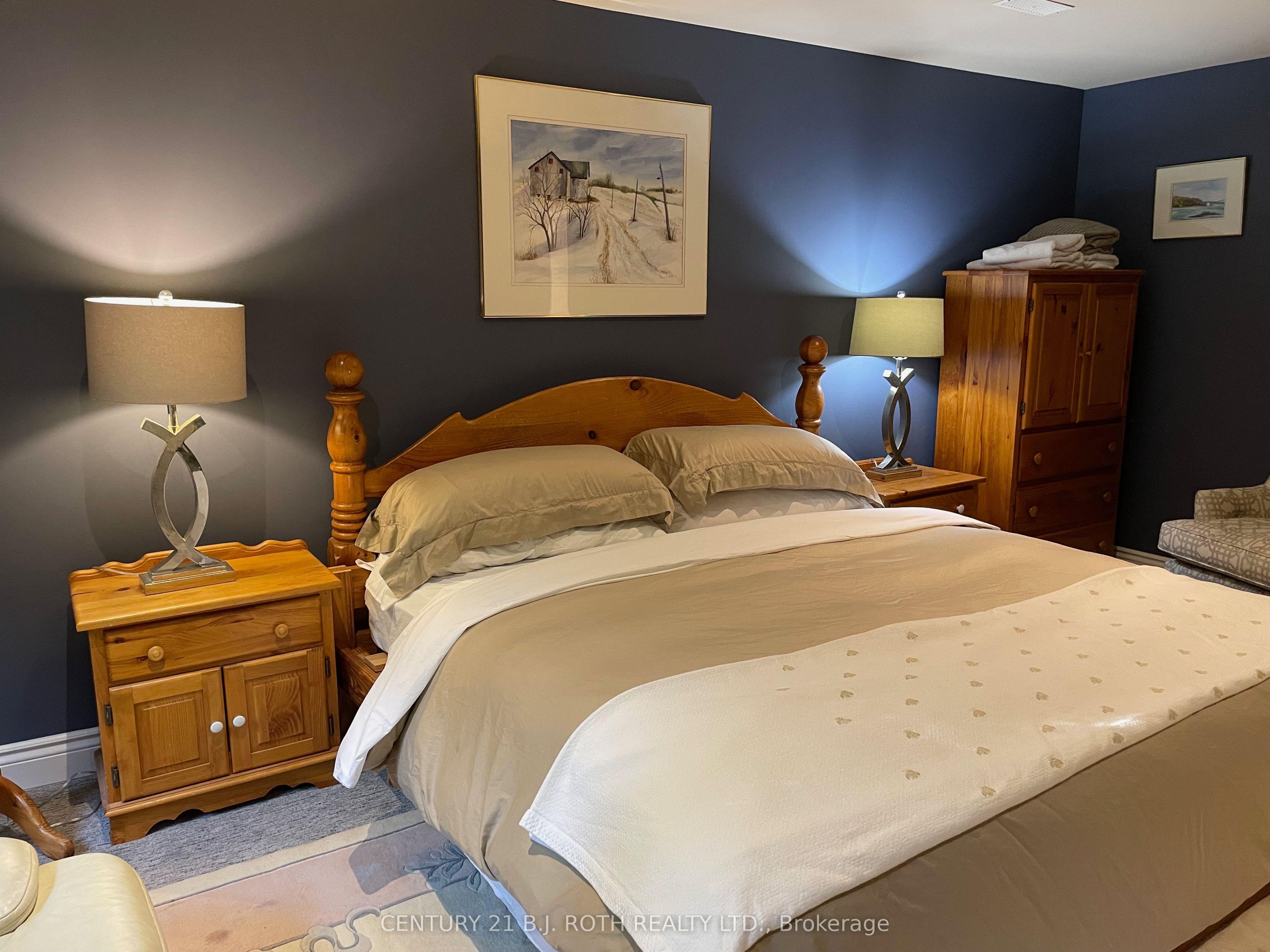 52 Pine Ridge Trail, Oro-Medonte, ON L4M 4Y8