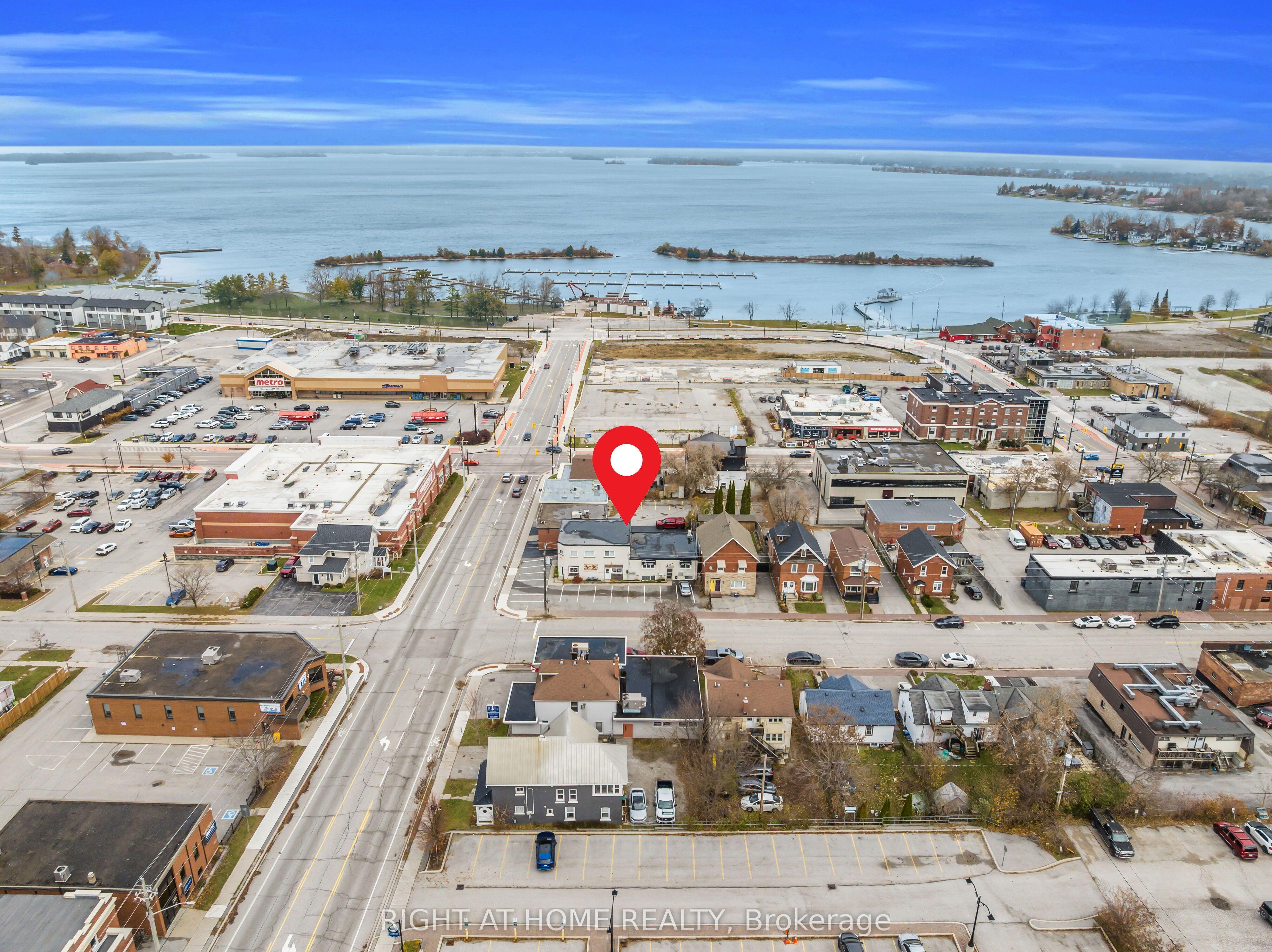 32 Matchedash Street N Apartment A, Orillia, ON L3V 4T5