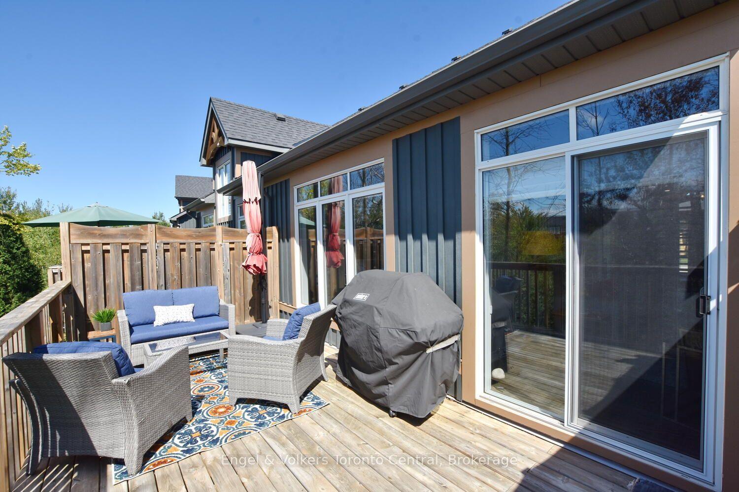 18 Robbie Way, Collingwood, ON L9Y 0X5