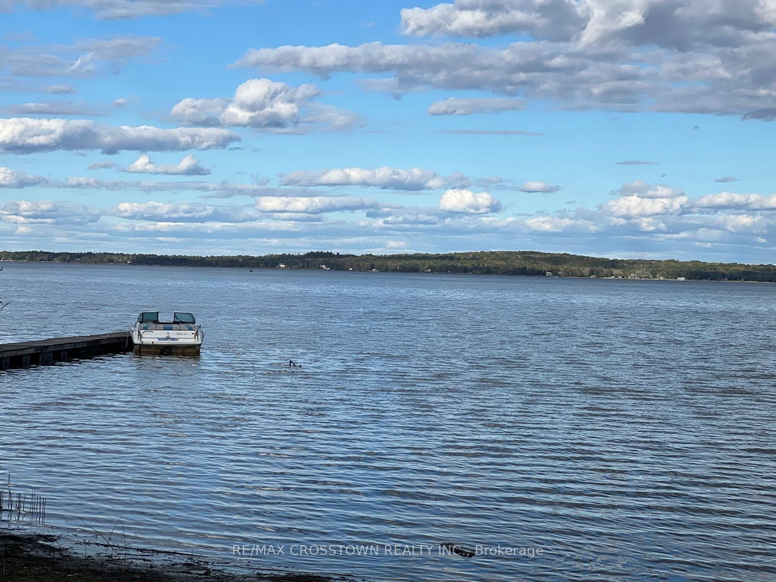 3 Sallows Drive, Tay, ON L0K 2A0