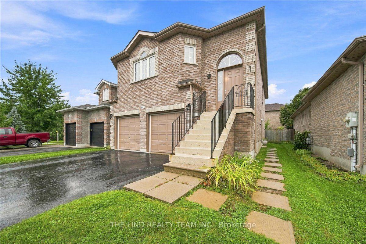 61 Mcintyre Drive, Barrie, ON L4N 5C5