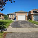 23 Morton Crescent, Barrie, ON L4N 7T4