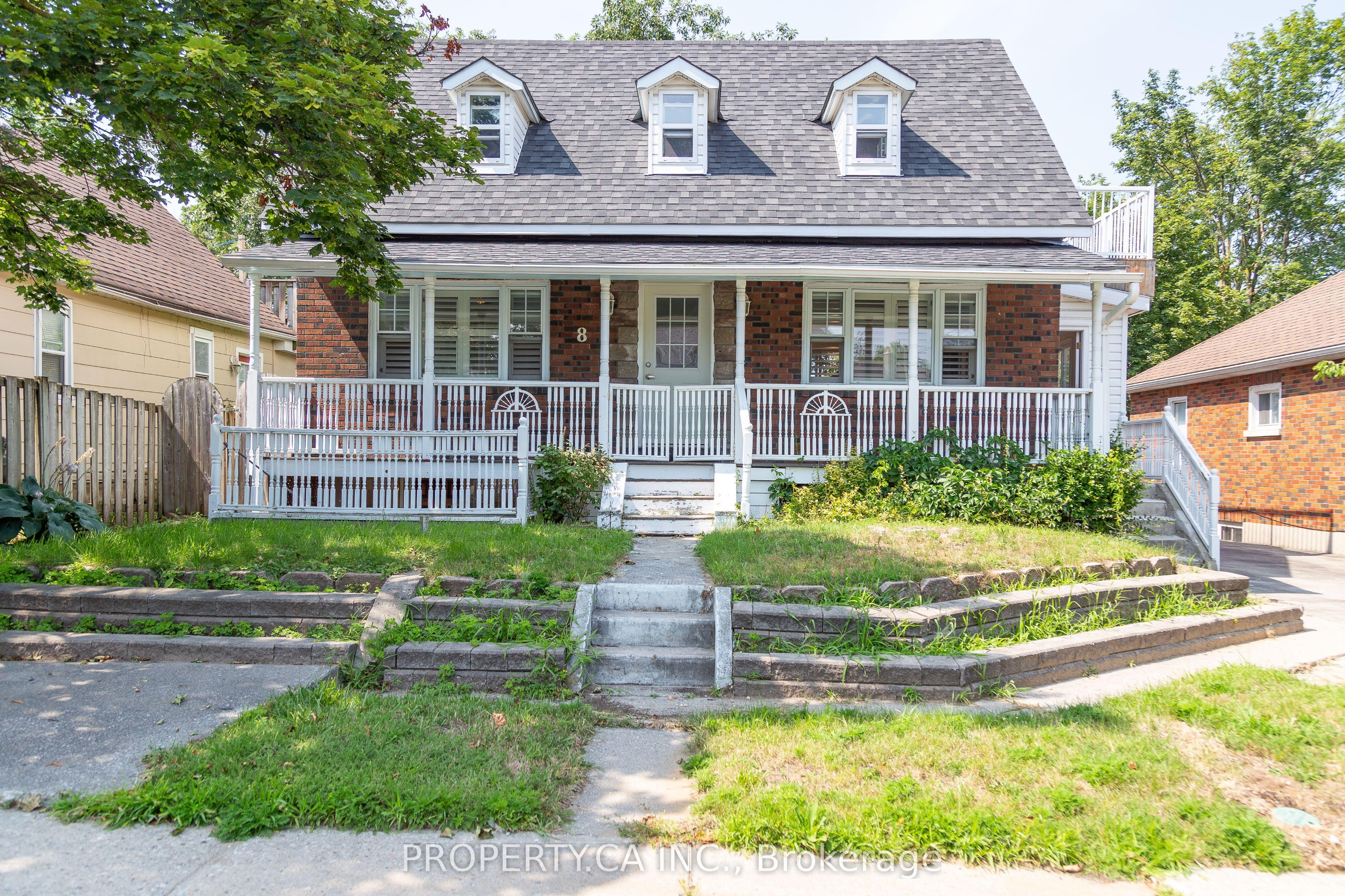 8 Dufferin Street, Barrie, ON L4N 2J7