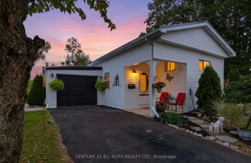 38 Cameron Drive, Oro-Medonte, ON L0L 1T0