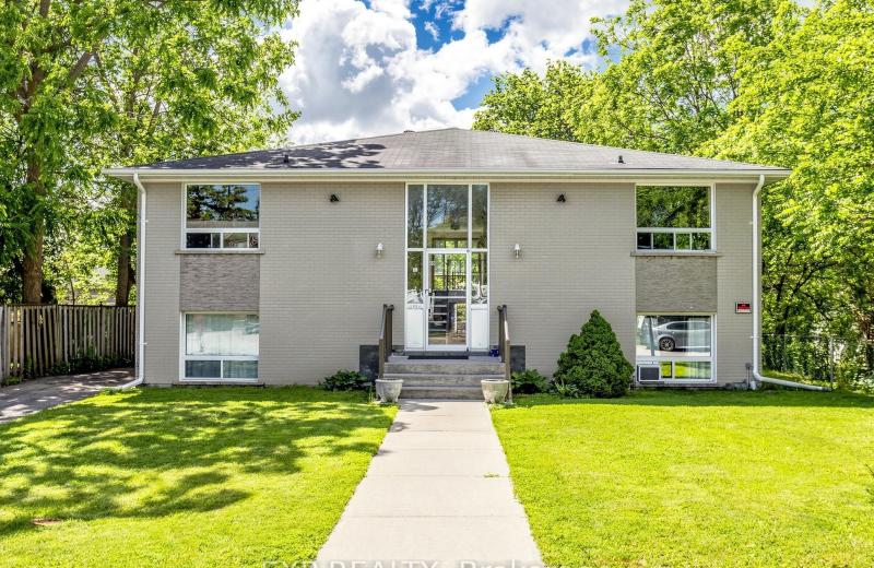 89 Donald Street, Barrie, ON L4N 1E6
