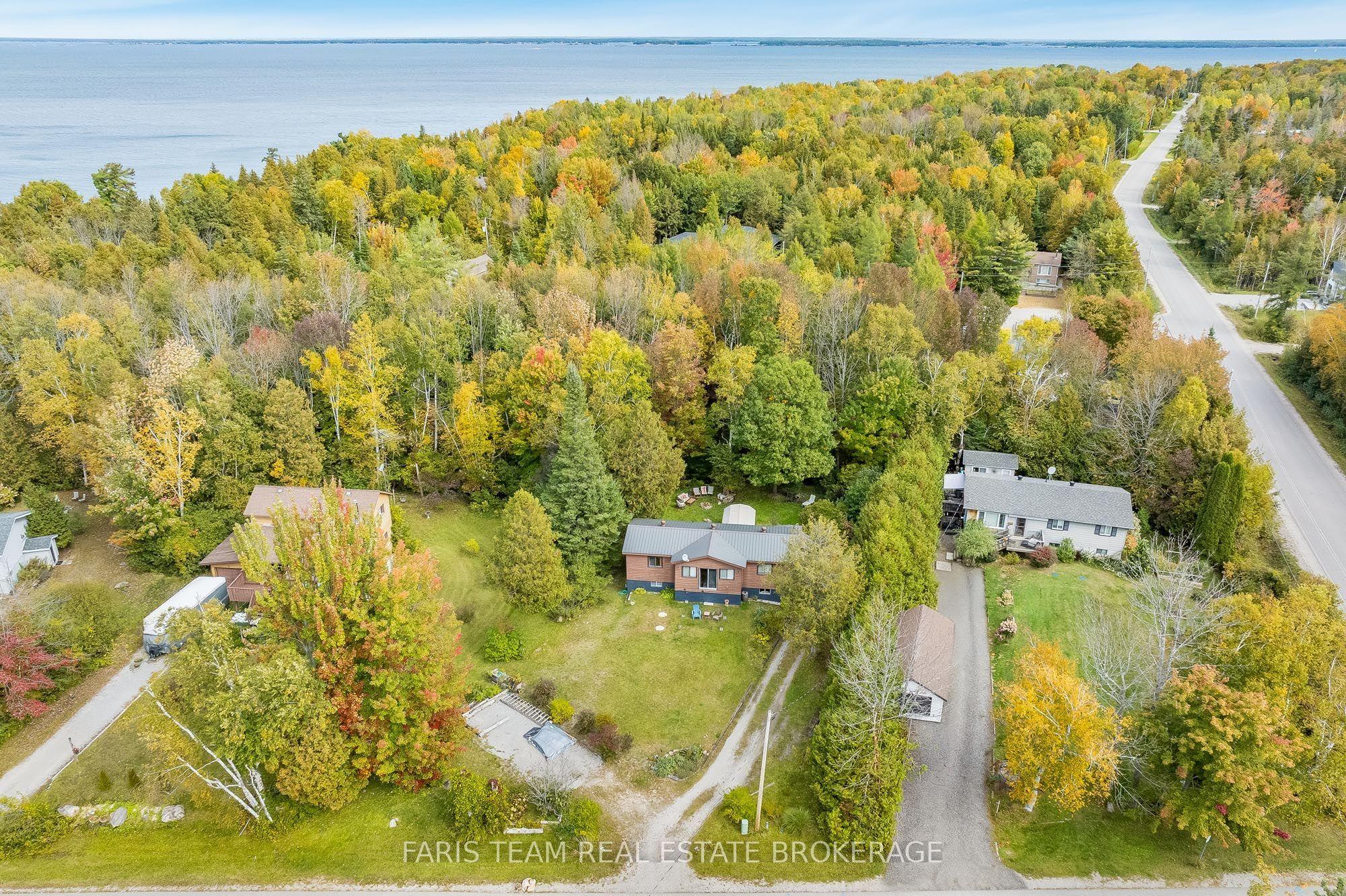 7 Couchiching Crescent, Tiny, ON L9M 0C6