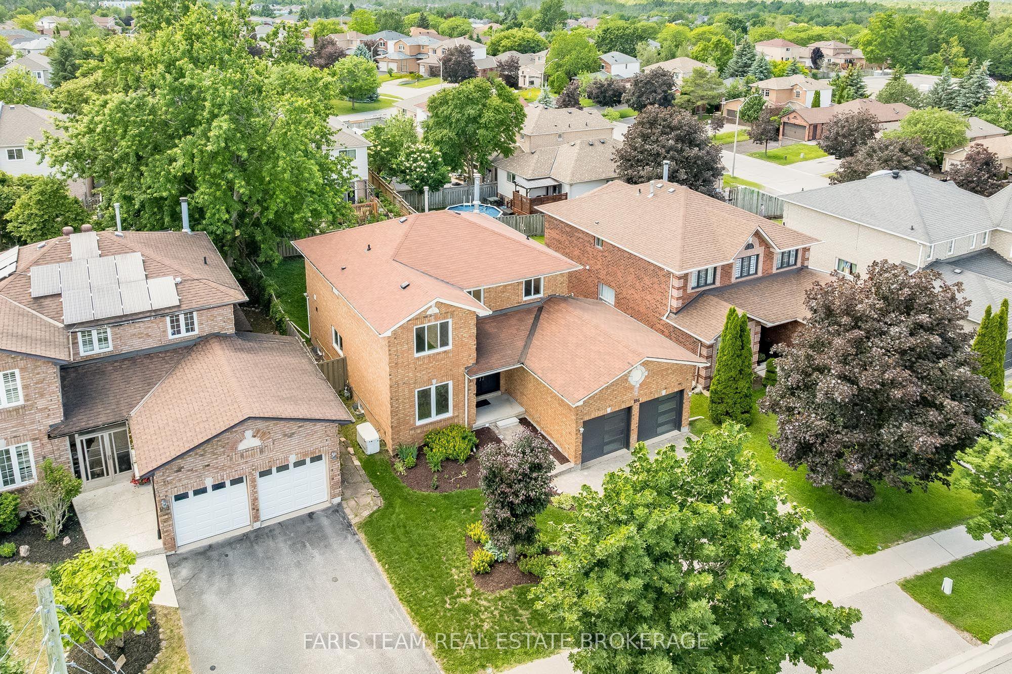 186 Ferndale Drive S, Barrie, ON L4N 8A1