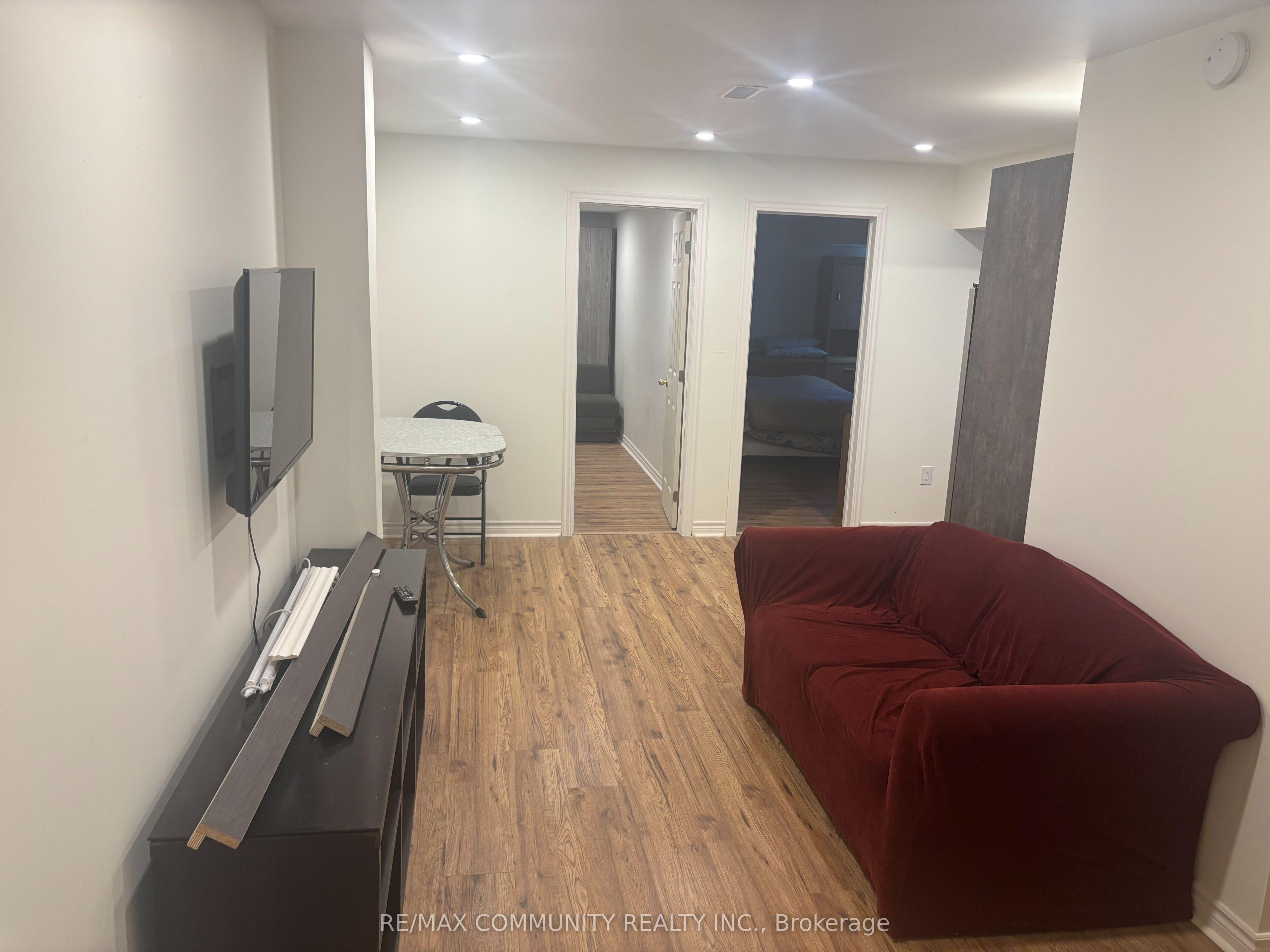 744 Shore Lane Basement, Wasaga Beach, ON L9Z 2C7