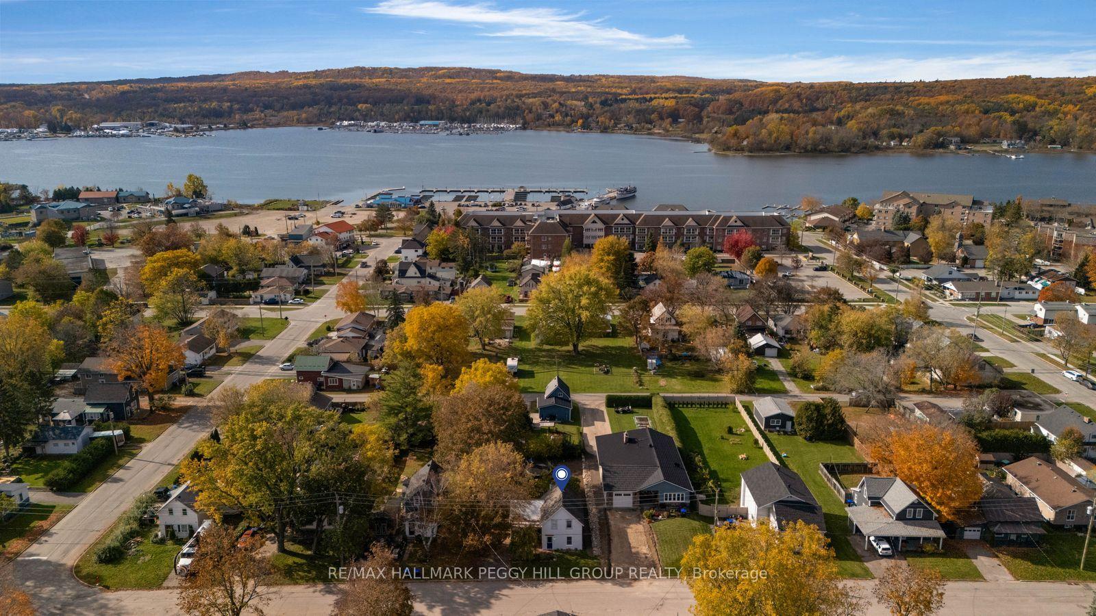 44 Peel Street, Penetanguishene, ON L9M 1B7
