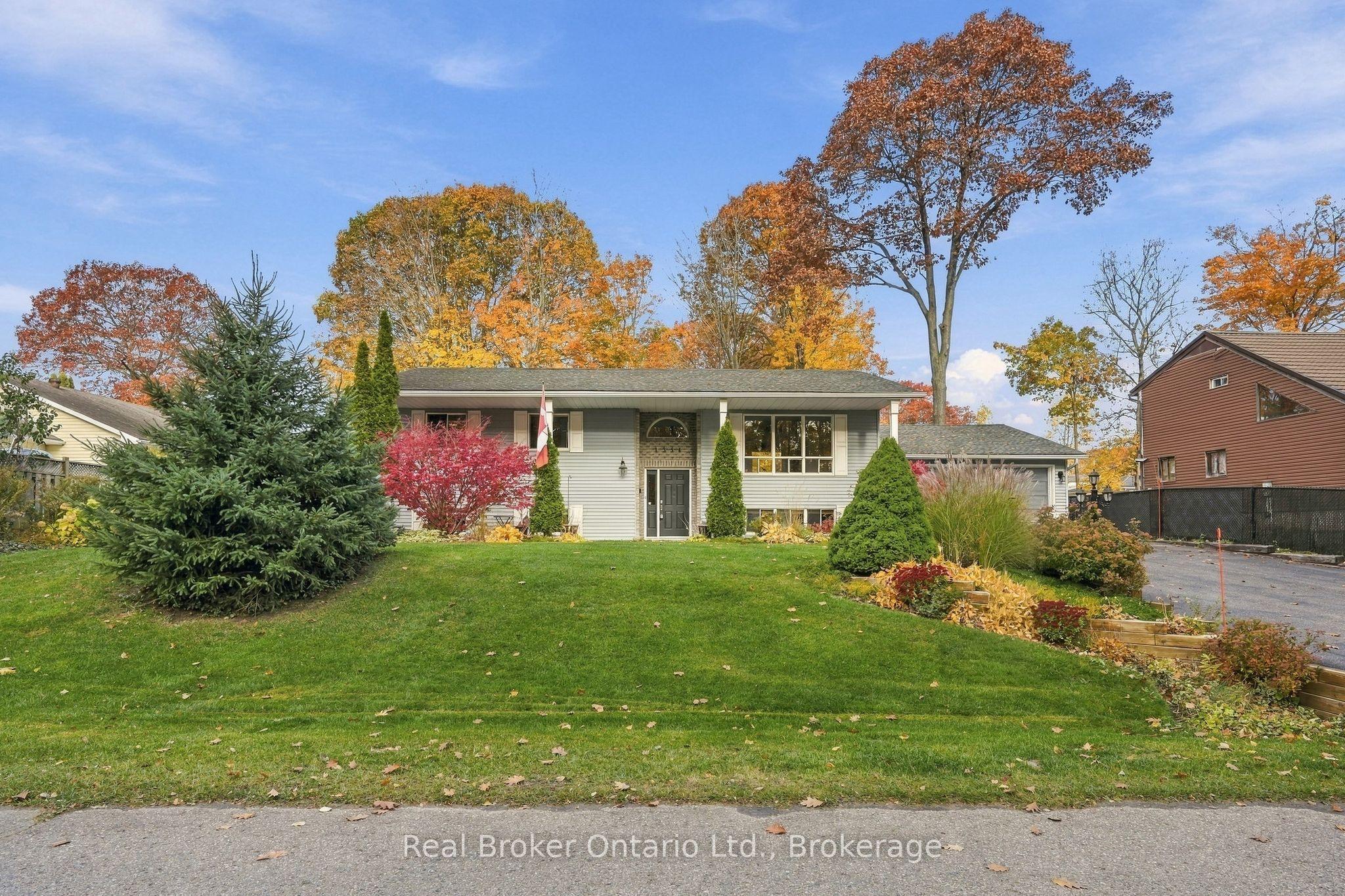 1354 Hallen Place, Midland, ON L4R 5J7