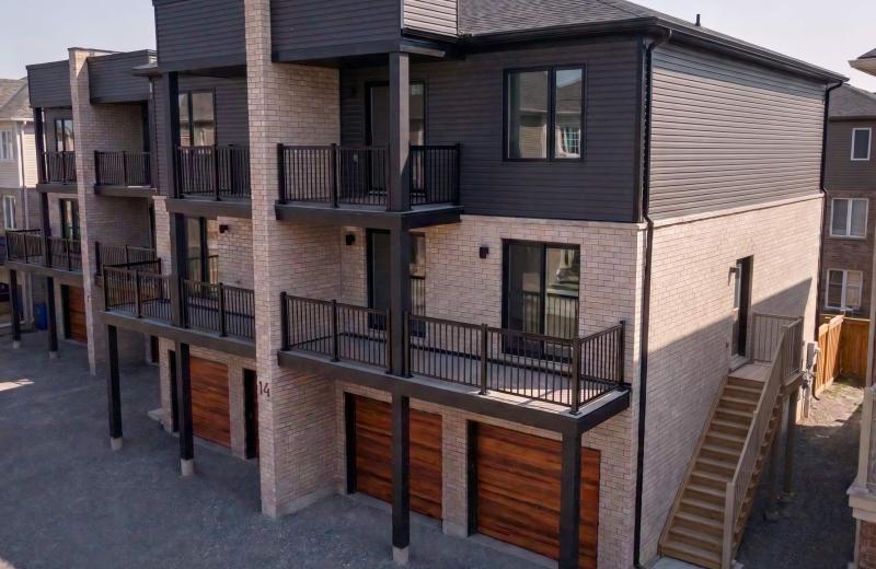 14 Wagon Lane E 5, Barrie, ON L9J 0V1