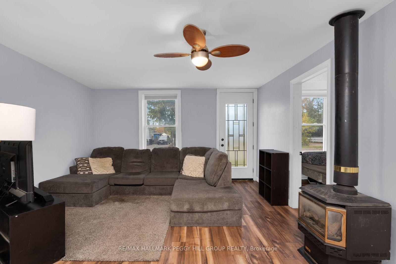 9 Caroline Street, Barrie, ON L4N 2S4