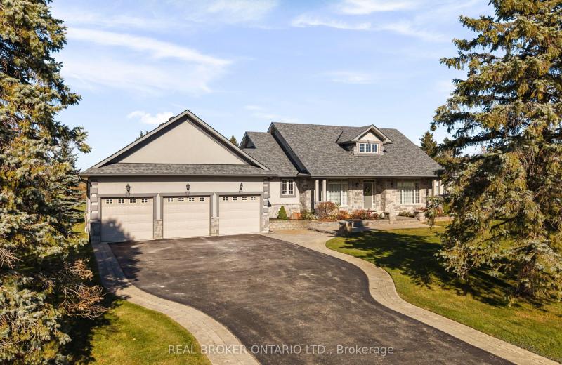 1046 Hurlwood Lane, Severn, ON L3V 0Y6