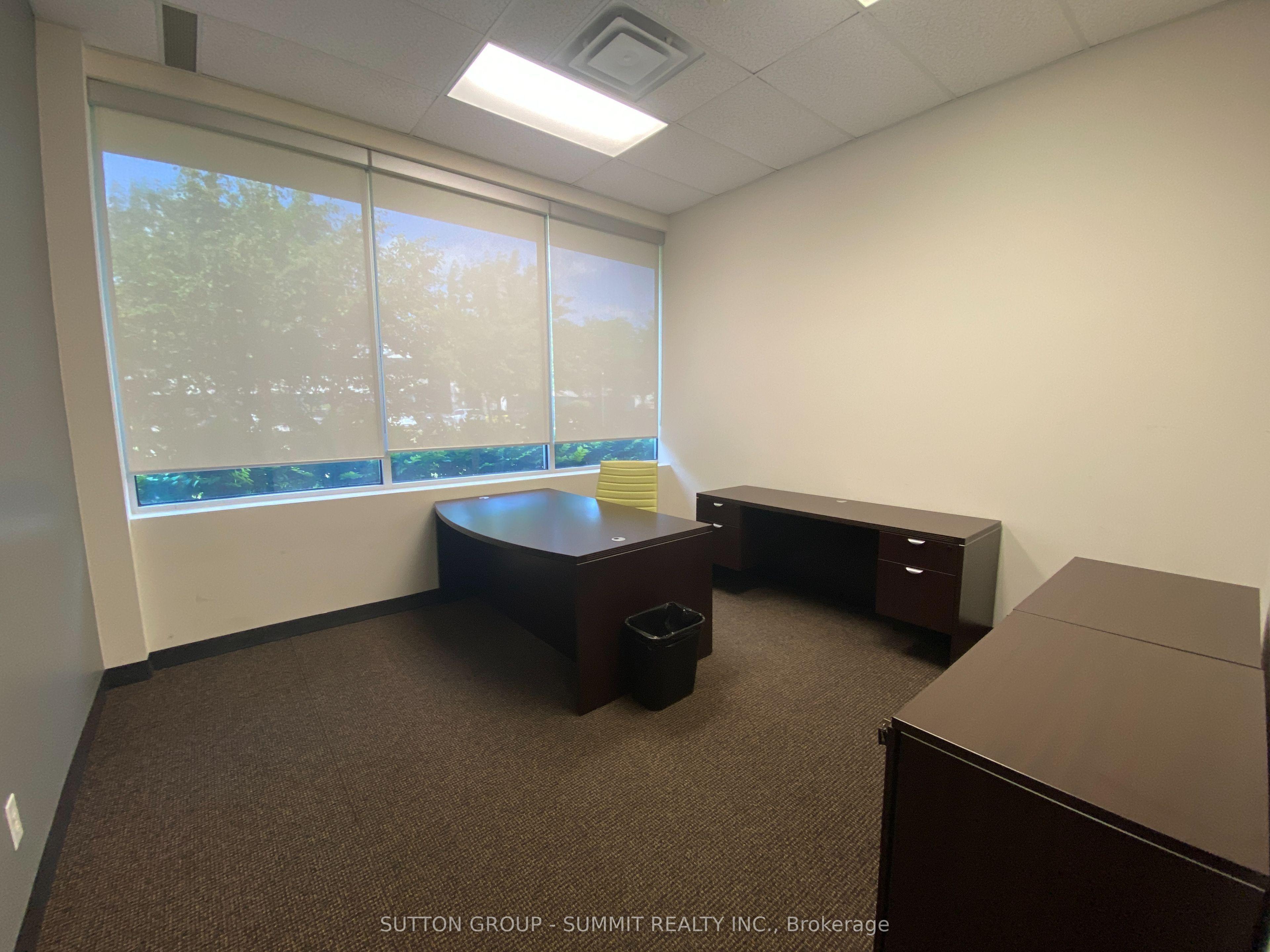 2865 Bristol Circle 103, Oakville, ON L6H 6X5