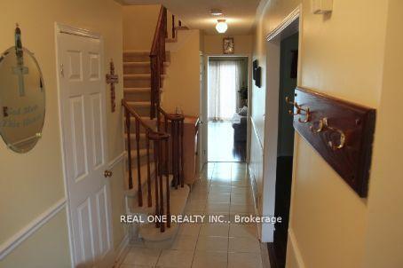 1235 Blackburn Drive Unit 1, Oakville, ON L6M 2W5