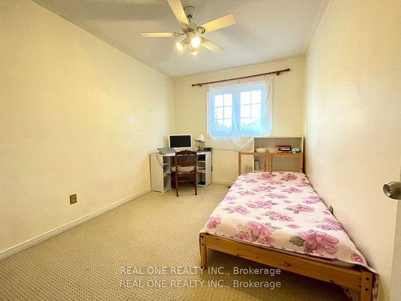1235 Blackburn Drive Unit 1, Oakville, ON L6M 2W5