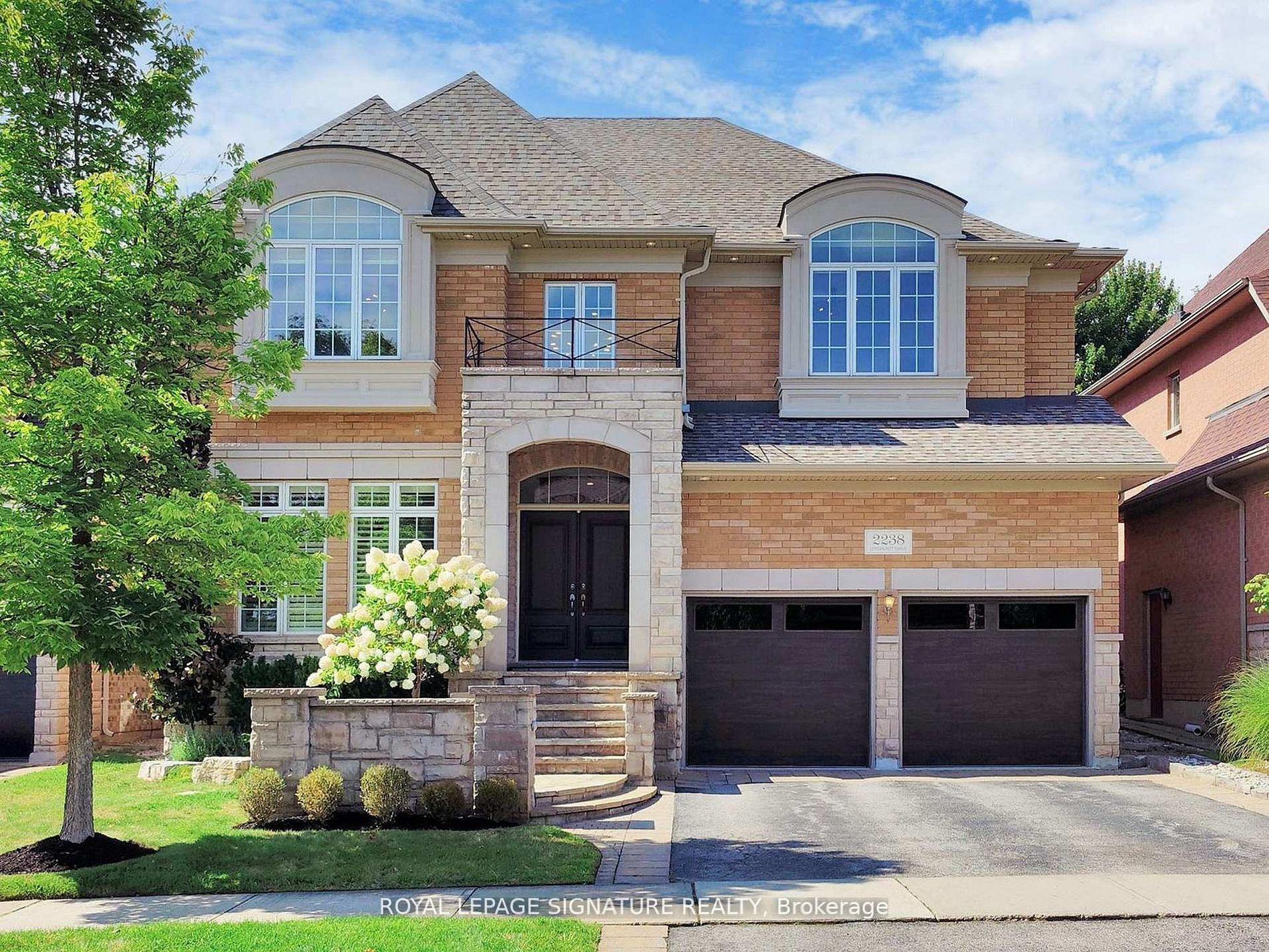 2238 Lyndhurst Drive, Oakville, ON L6H 7V4