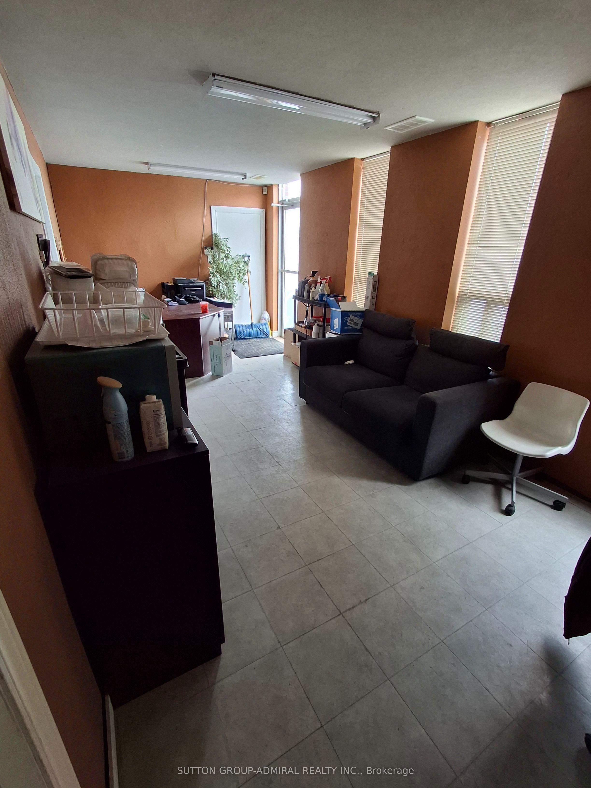 703 Garyray Drive, Toronto, ON M9L 1R2