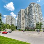 26 Hanover Road 401, Brampton, ON L6S 4T2