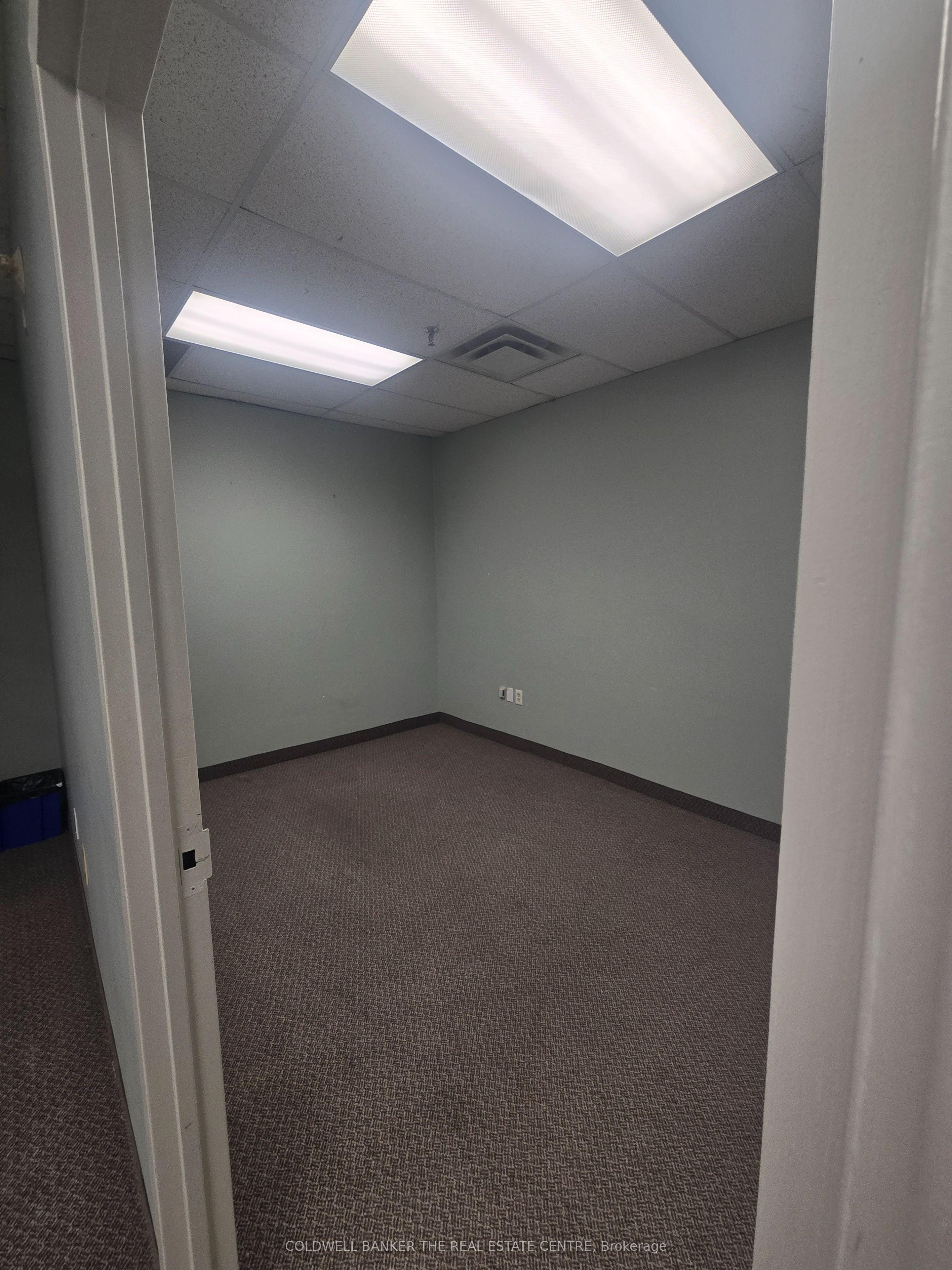 5045 Orbitor Drive 12/102, Mississauga, ON L4W 4Y4