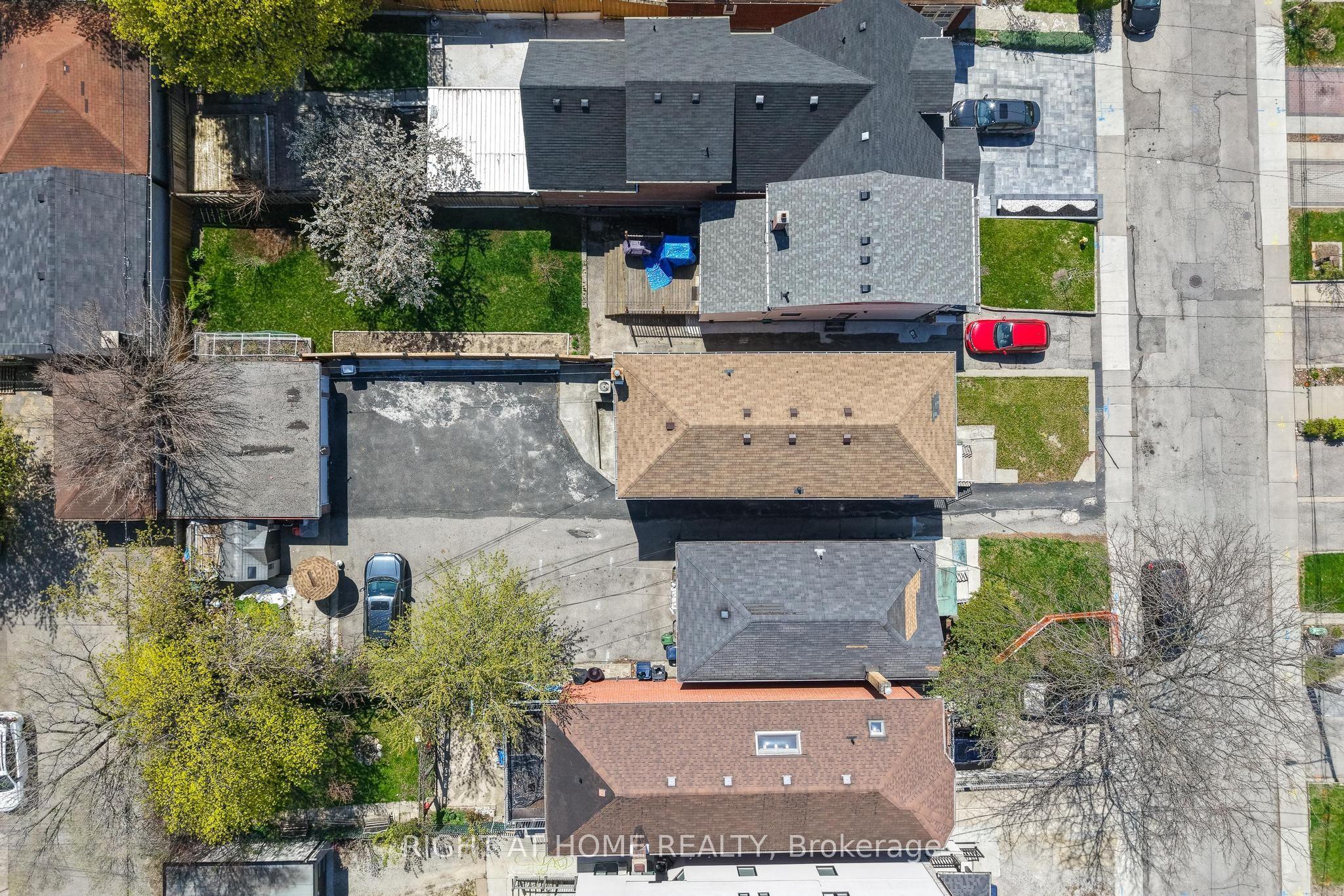 65 Branstone Road, Toronto, ON M6E 4E3