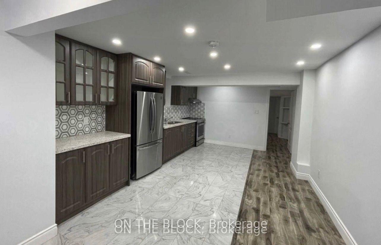 362 North Park Blvd Boulevard, Oakville, ON L6M 1L4
