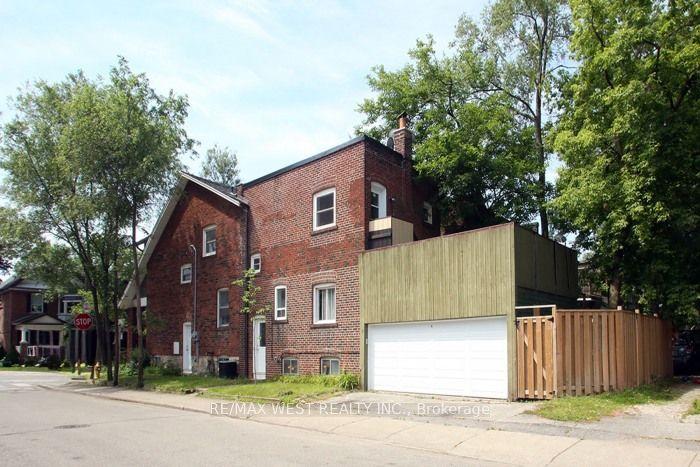 420 Annette Street Upper Level, Toronto, ON M6P 1R9
