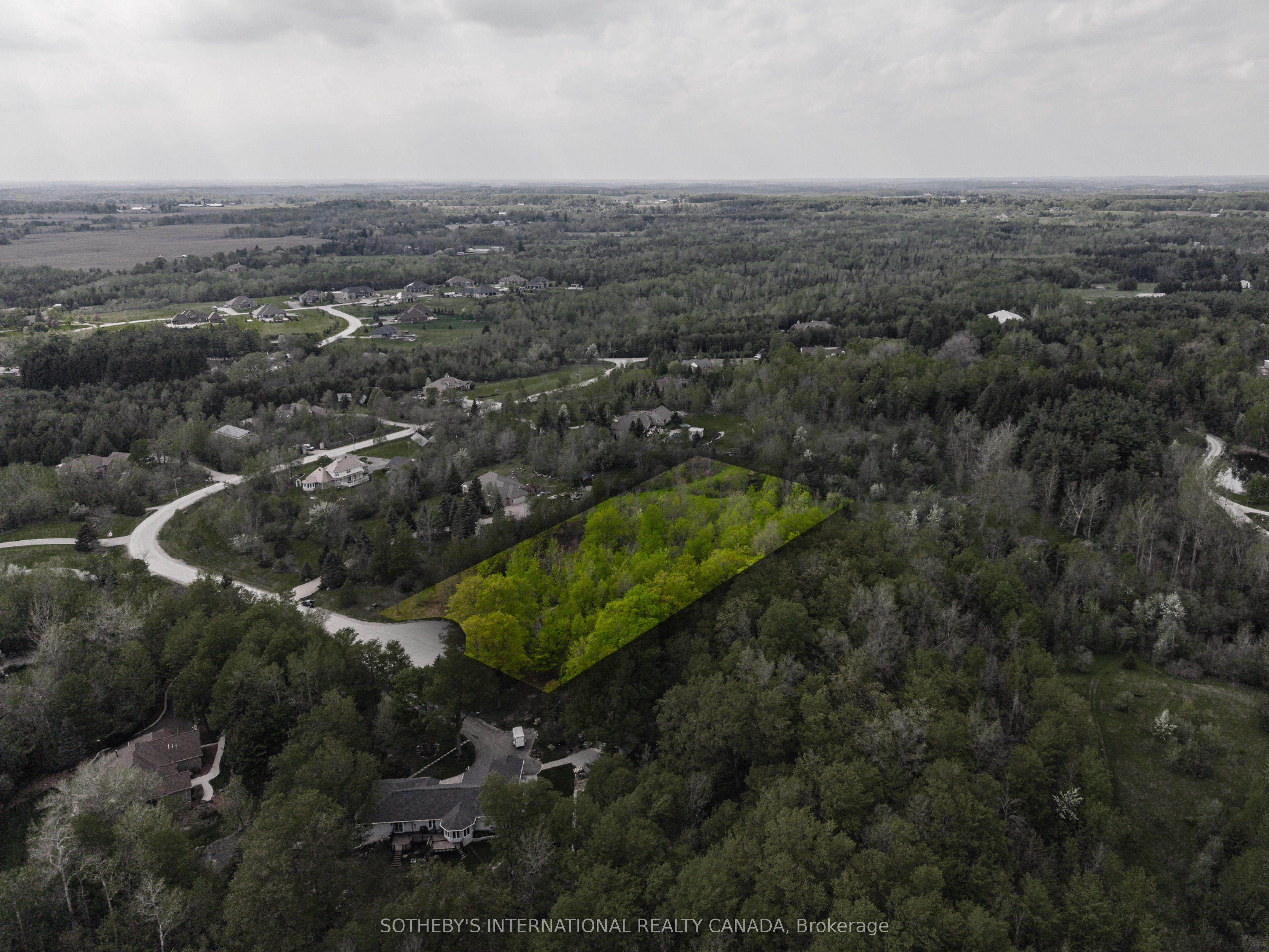 15 Morgan Drive, Halton Hills, ON L7J 2L7